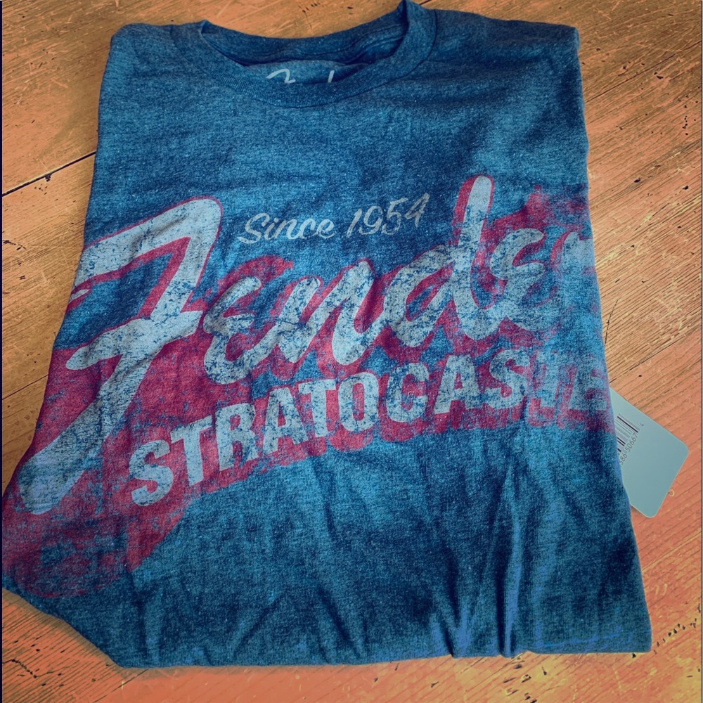 NWT Fender tee
